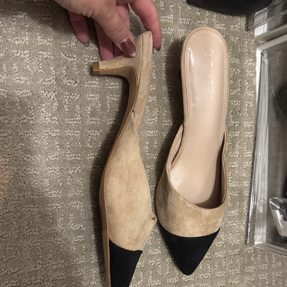 Elegant Beige and Black Heels
